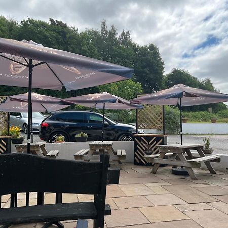 Chainbridge Usk Riverside Gastro Pub And Accommodation Trostrey Exteriör bild